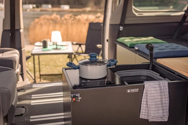 T7 Volkscamper Küchenbereich